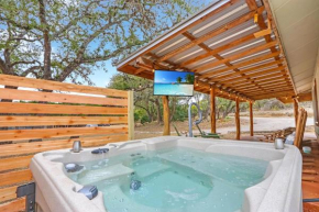 Good Day House, Wimberley